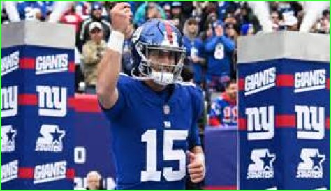 Tommy DeVito makes unpaid appearance at pizzeria after tiff